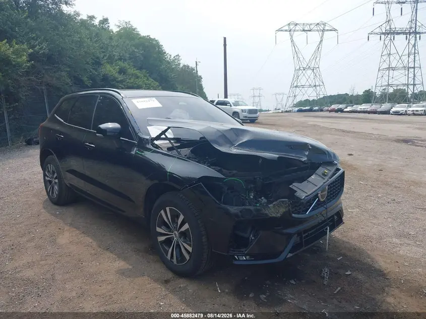 2025 Volvo XC60 B5 Core