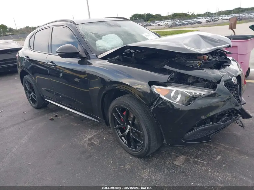 2020 Alfa Romeo Stelvio Ti AWD